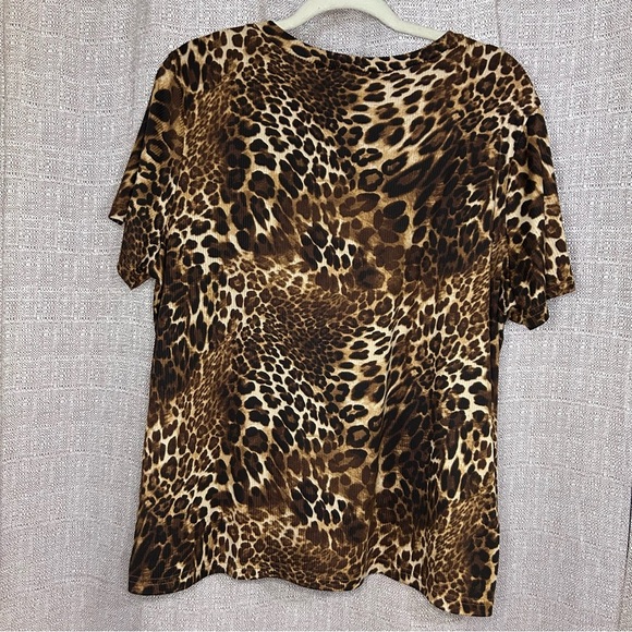 Gemstone Leopard Print Short Sleeve Top Brown/Black Plus Size 1X - Picture 7 of 7